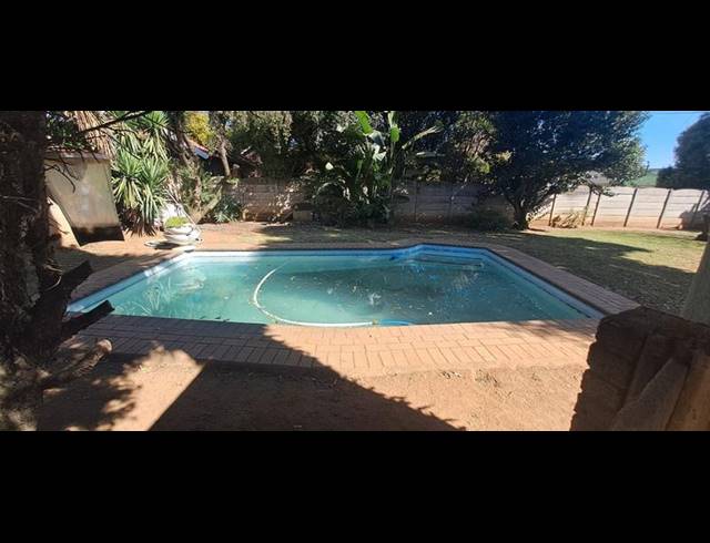 3 BEDROOM HOUSE FOR SALE IN KRUGERSRUS